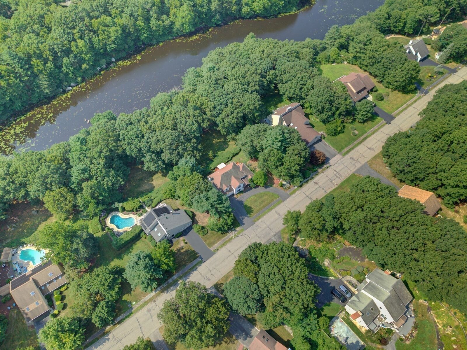 Property Photo:  250 Palisades Cir  MA 02072 