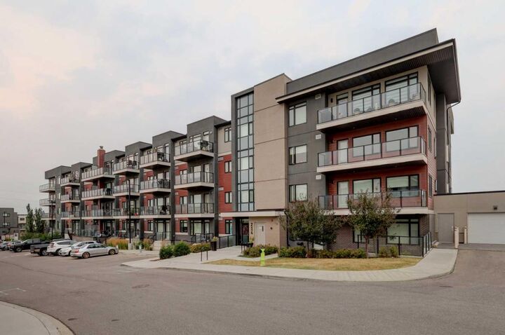 Property Photo: 214 Sherwood Square NW 110 AB T3R 1T6