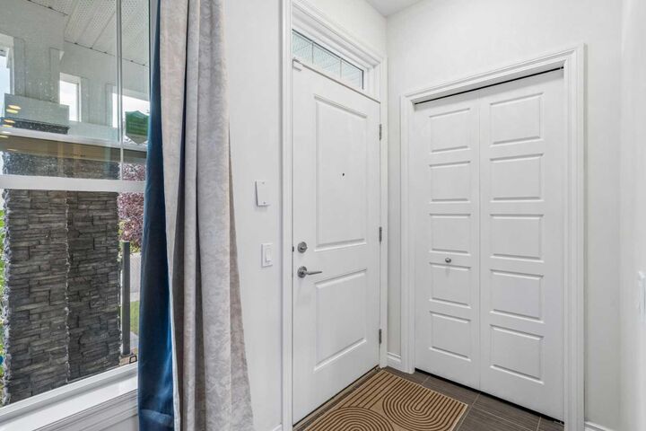 Property Photo:  11 Legacy Crescent SE  AB T2X 0W5 