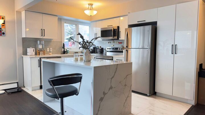 1508 23 Avenue SW 104 — photo 1