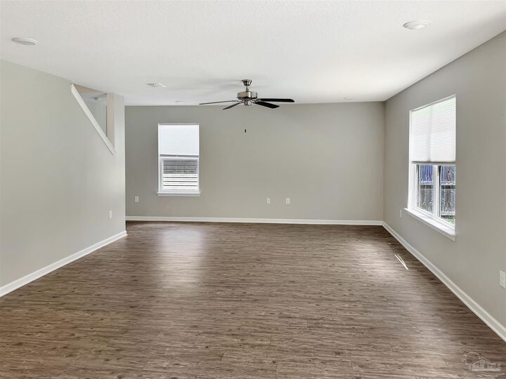 Property Photo:  5777 Blackhorse Cir  FL 32526 