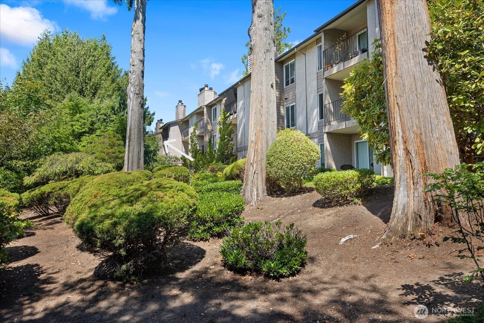 Property Photo:  11637  100th Avenue NE 2C  WA 98034 