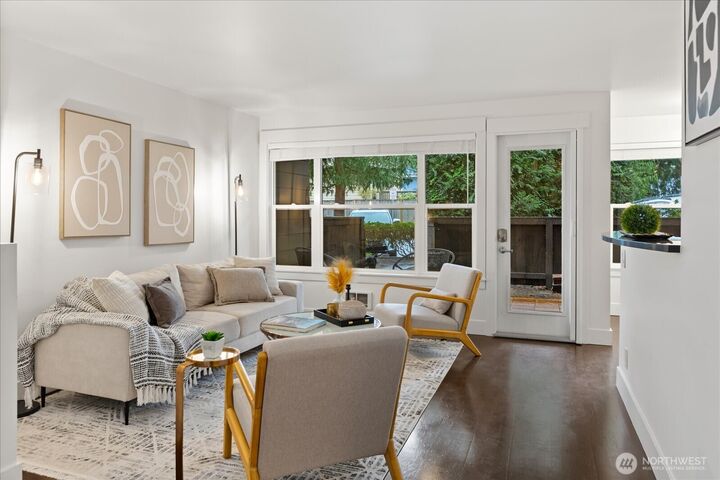 Property Photo:  22910  90th Avenue W D206  WA 98026 