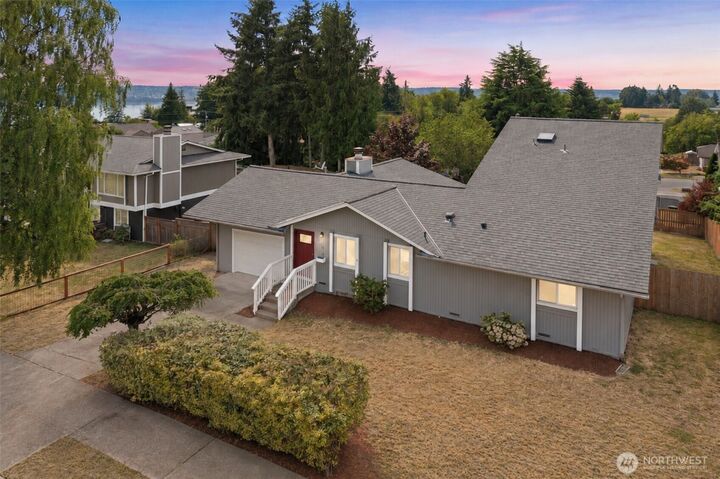 Property Photo:  4908  22nd Avenue NE  WA 98422 