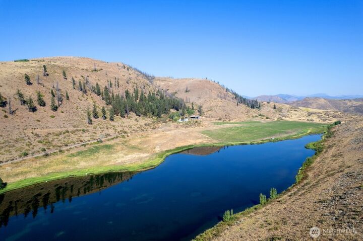 Property Photo:  182  Frost Road  WA 98856 