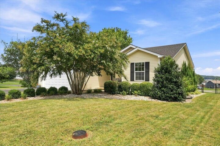 Property Photo:  1482 Moorman Lane  KY 42101 