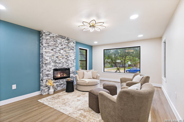 Property Photo:  2519 W Kings Hwy  TX 78228 