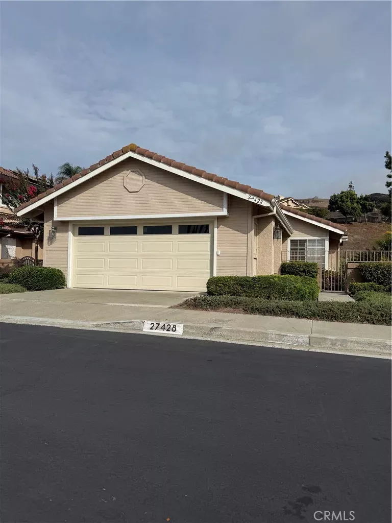 Property Photo: 27428 Via Petra CA 92675