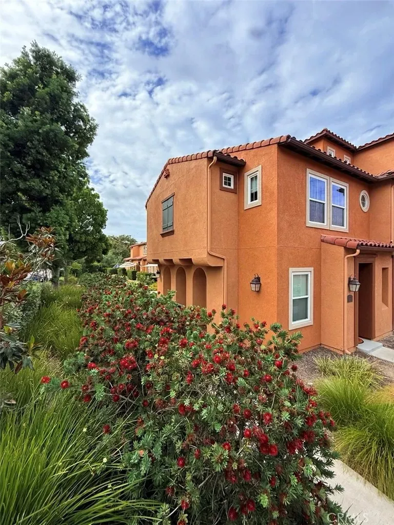 Property Photo:  10511 Camino Bello Mar 2  CA 92127 