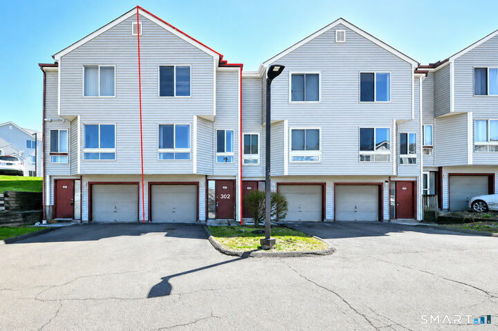 Property Photo:  1423 Quinnipiac Avenue 302  CT 06513 