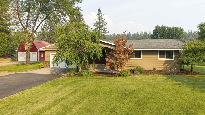 Property Photo:  27722 N River Estates Dr  WA 99003 
