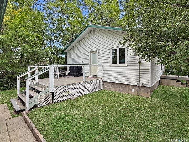 Property Photo:  170 Brownlee Avenue  SK S0G 3E0 