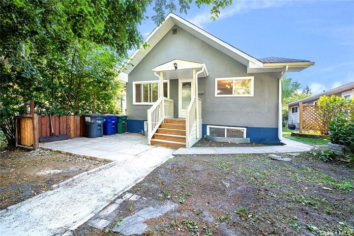 451 R Avenue S — photo 1