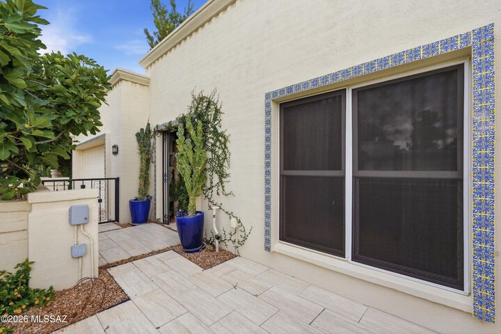 Property Photo:  2757 W Casas Drive  AZ 85742 