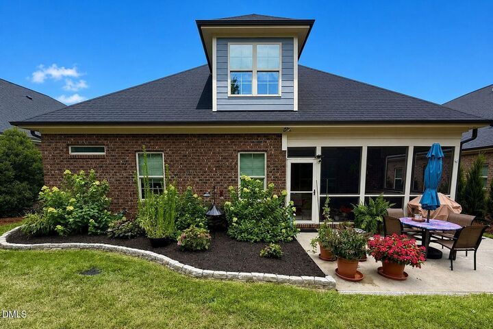 Property Photo: 154 Moss Creek Place NC 27526