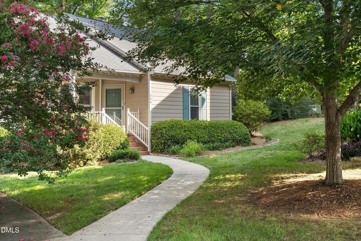 Property Photo: 146 Renwick Court NC 27615