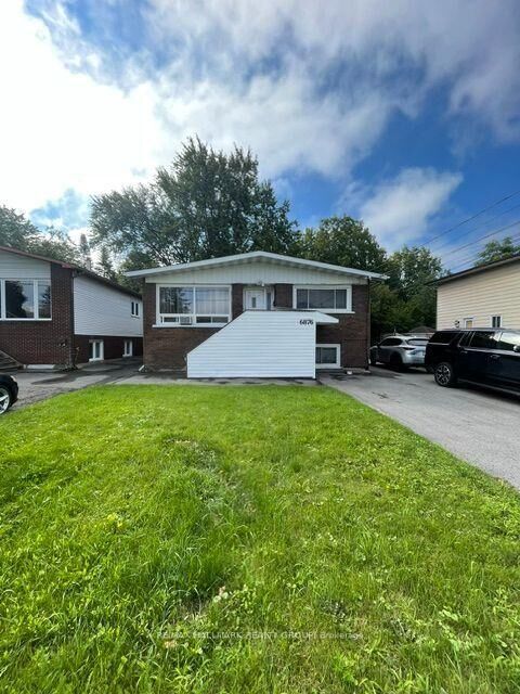 Property Photo: 6876 Notre Dame Street B ON K1C 1H7