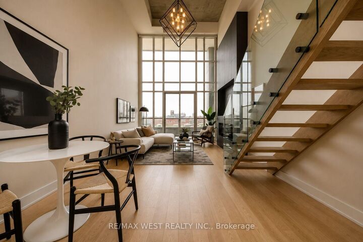 Property Photo:  5 Hanna Avenue N 546  ON M6K 1W8 