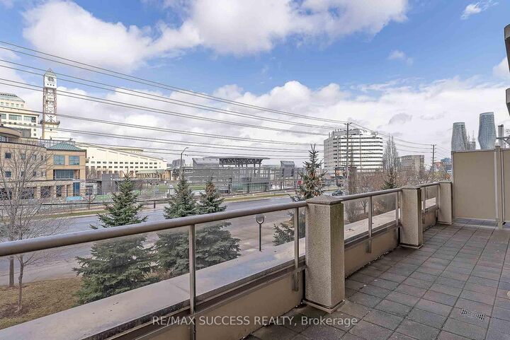 Photo de la propriété: 310 Burnhamthorpe Road W 203 ON L5B 4P9
