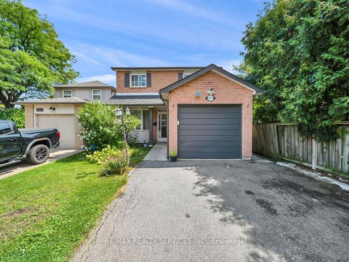 3079 Bartholomew Crescent — photo 1