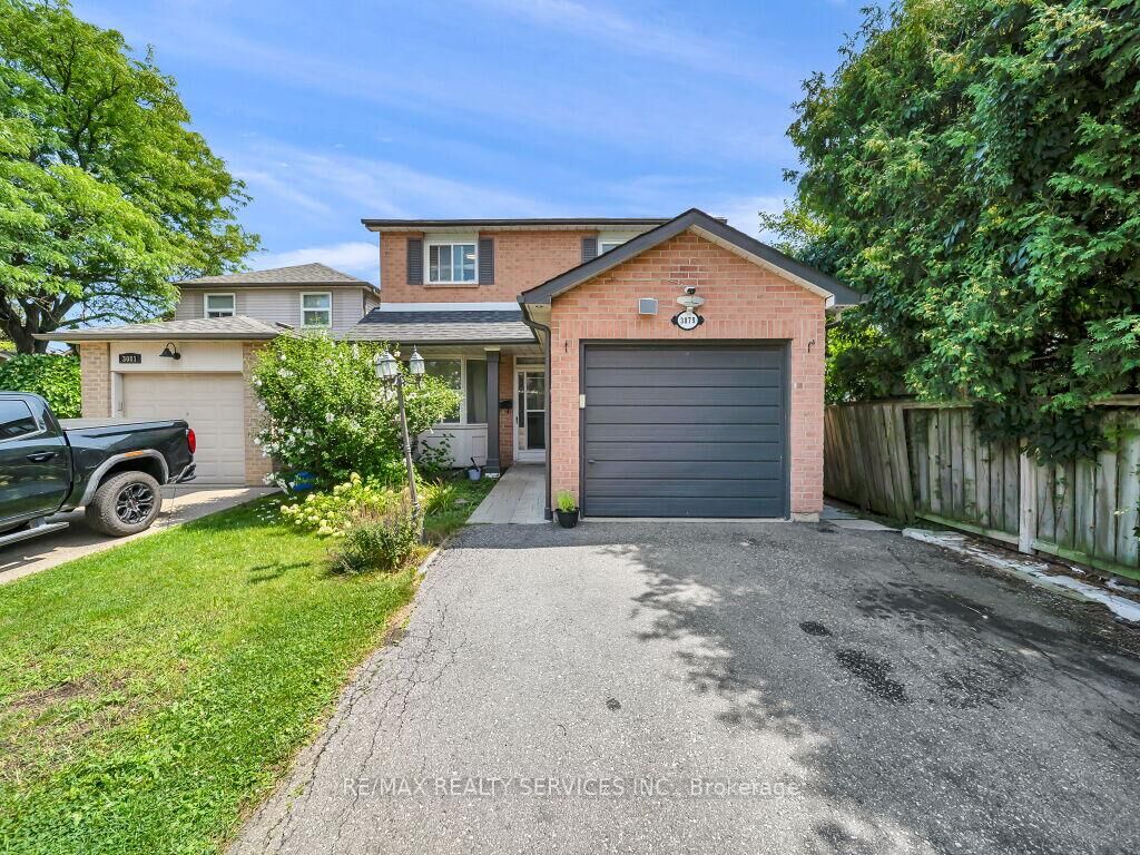 Property Photo: 3079 Bartholomew Crescent ON L5N 3K9