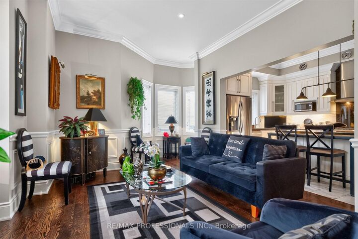 Property Photo: 2 Charleston Road ON M9B 4M7