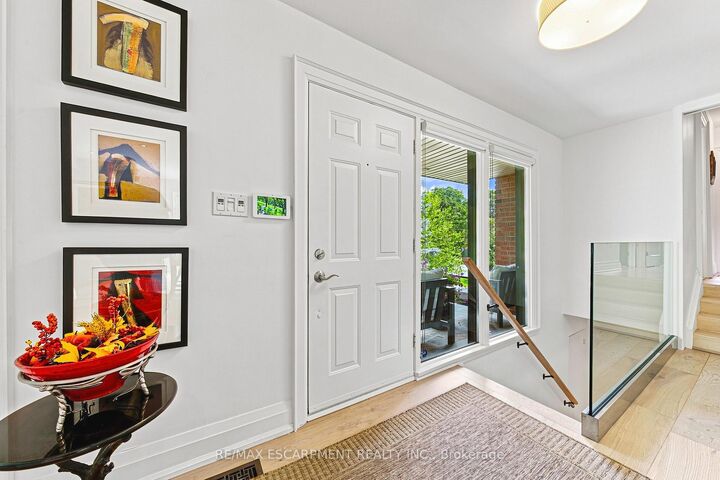 794 Falcon Boulevard — photo 1
