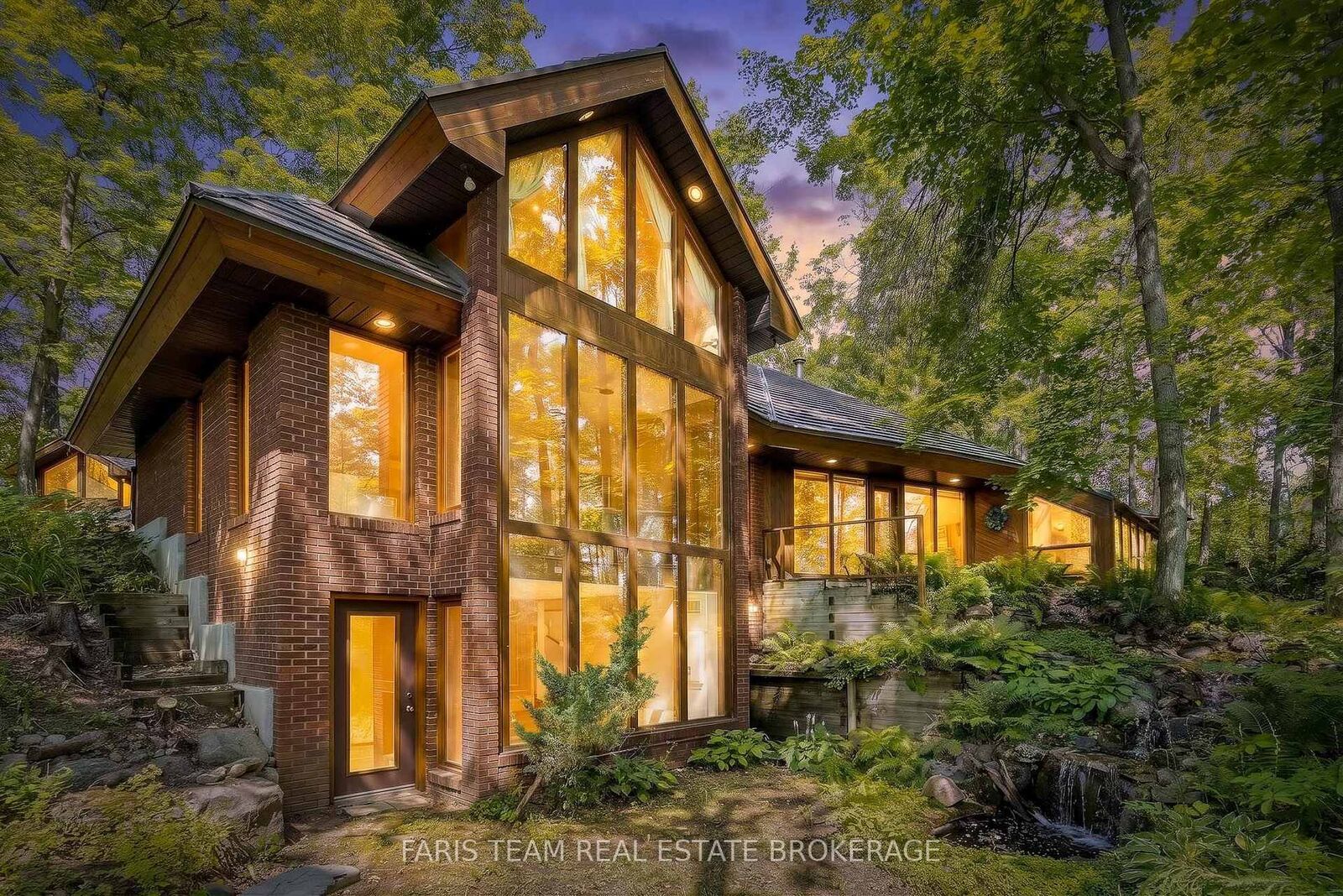 Property Photo: 15 Scottdale Drive ON L0L 1T0