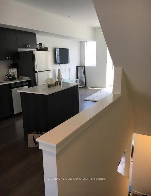 Property Photo: 369 Essa Road 8 ON L4N 9C8