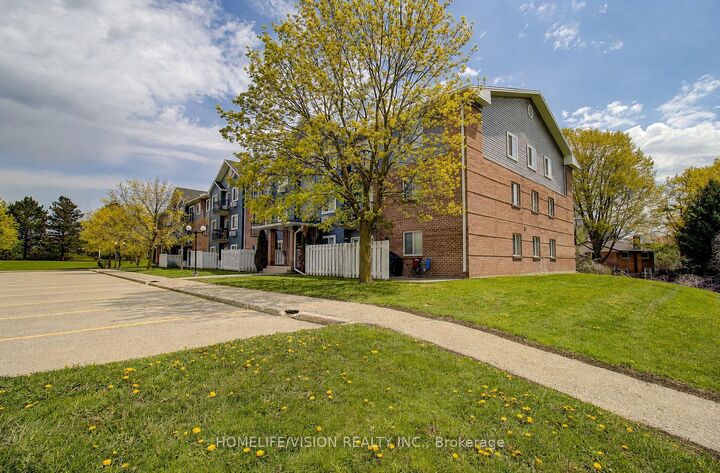 Property Photo: 271 Eiwo Court 310 ON N2K 2M8