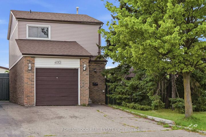 Property Photo: 4110 Quaker Hill Drive ON L5C 3M3