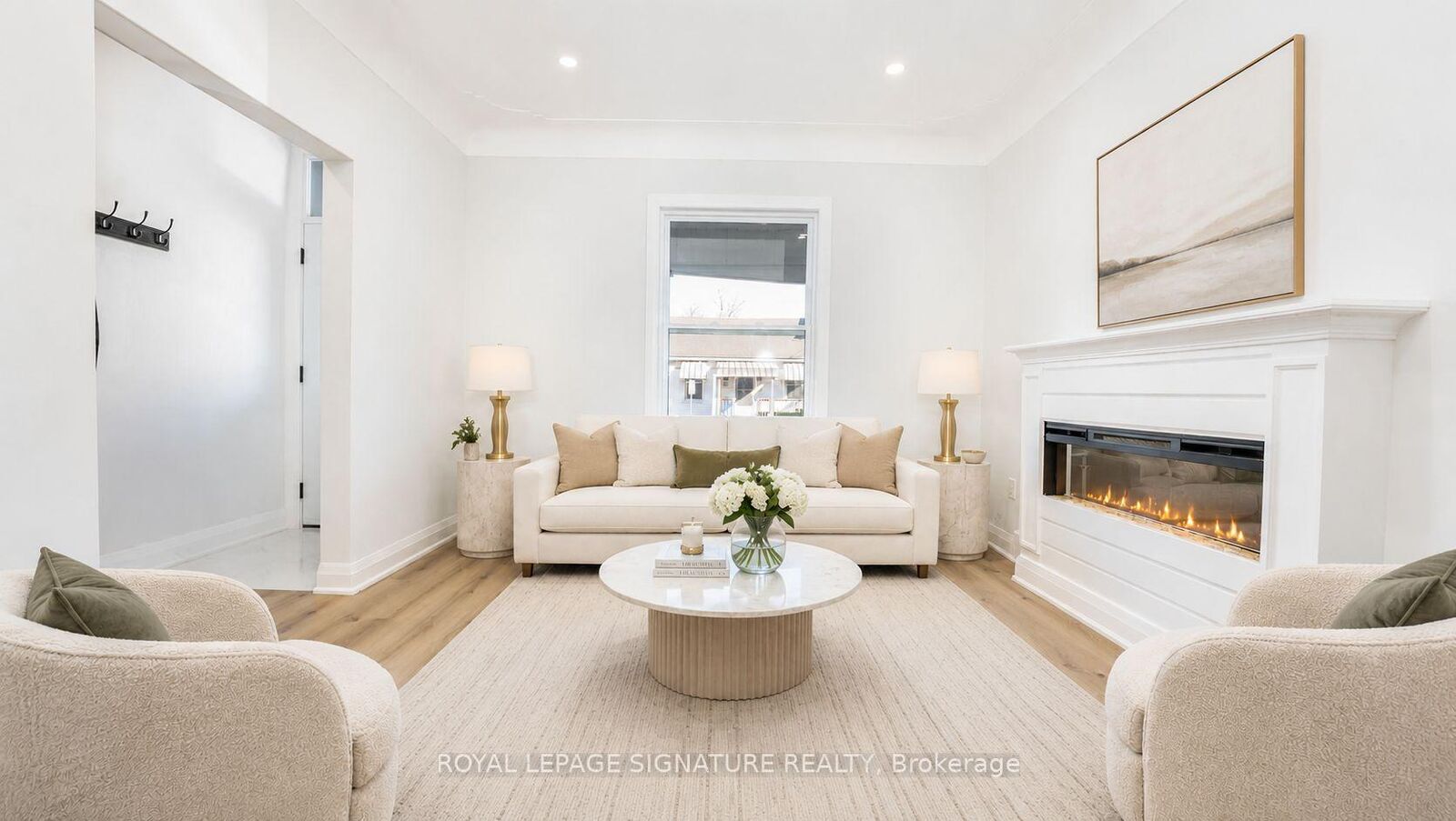 Property Photo: 53 1/2 Kinrade Avenue ON L8L 6L5