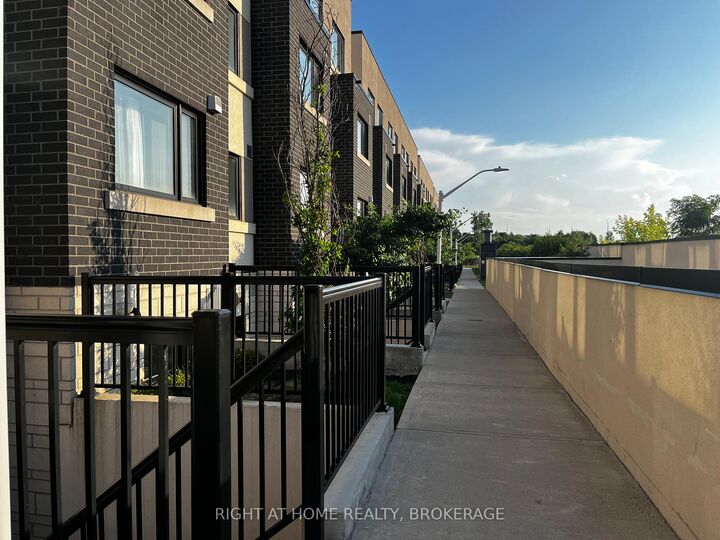 Property Photo:  1139 Cooke Boulevard 319  ON L7T 0C3 