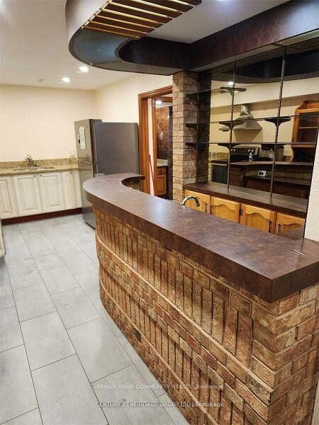 Property Photo:  45 Kersey Crescent Bsmt #2  ON L4C 5H4 