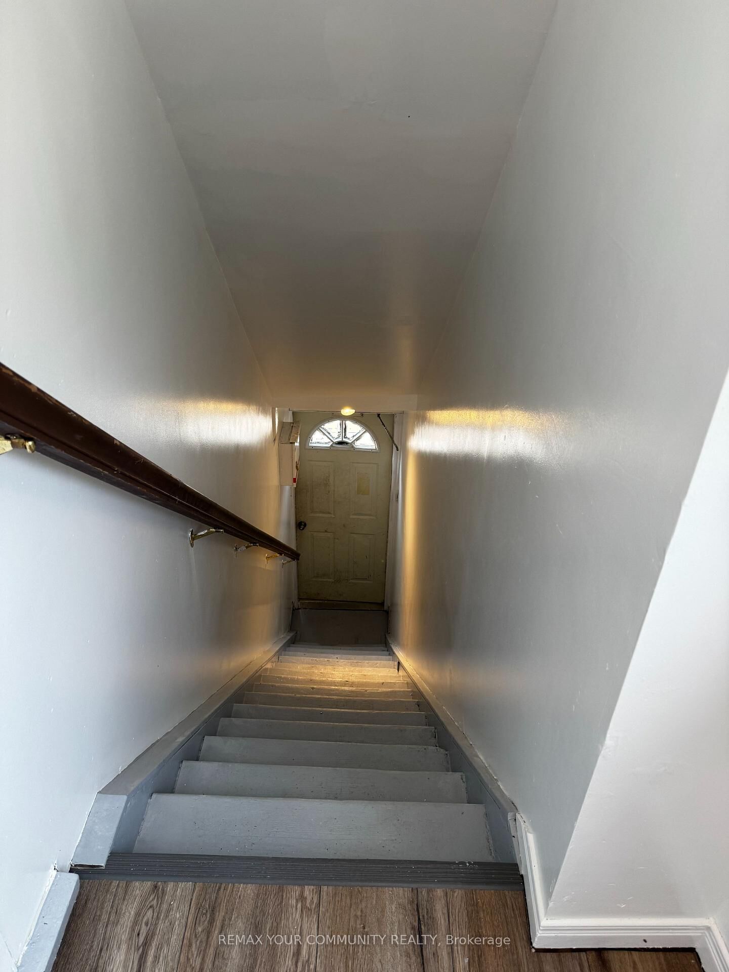 Photo de la propriété:  205 Church Street Apt A  ON L4P 1J9 