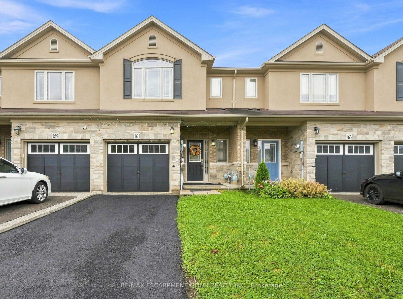 Property Photo: 161 Kinsman Drive ON L0R 1C0