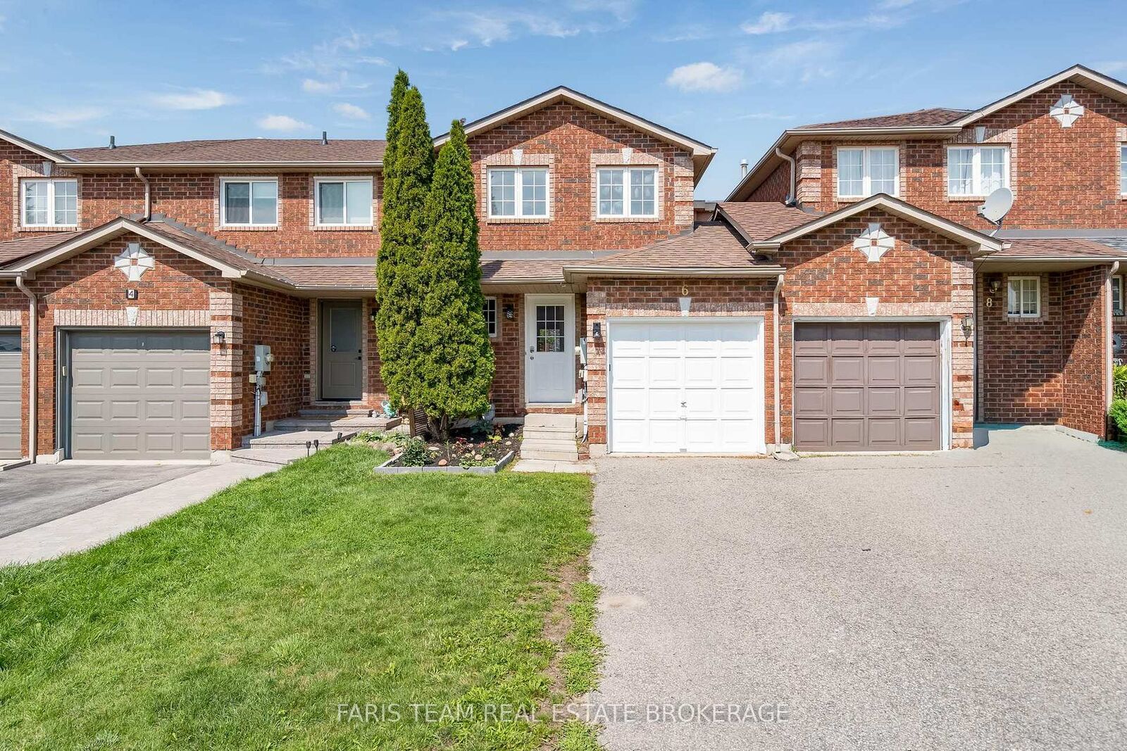 Property Photo:  6 Raymond Crescent  ON L4N 0V4 
