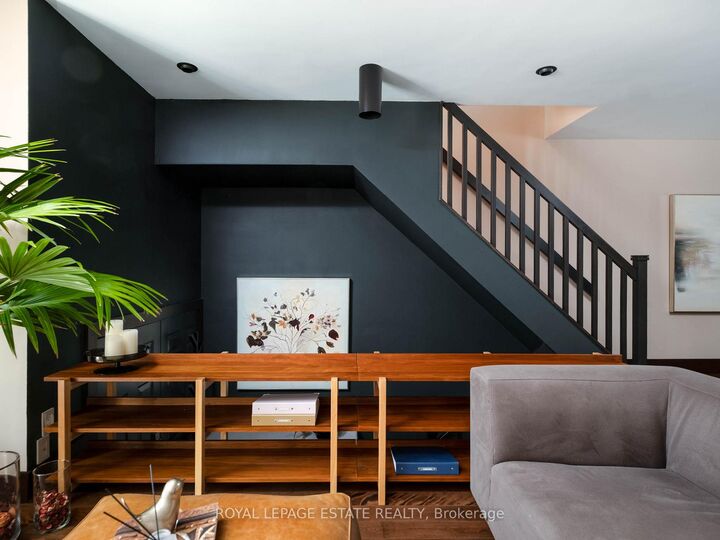 Property Photo: 1916 John Street ON L3T 1Z1