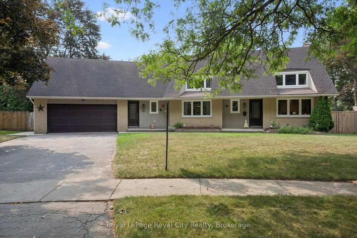 8 Berkley Place — photo 1