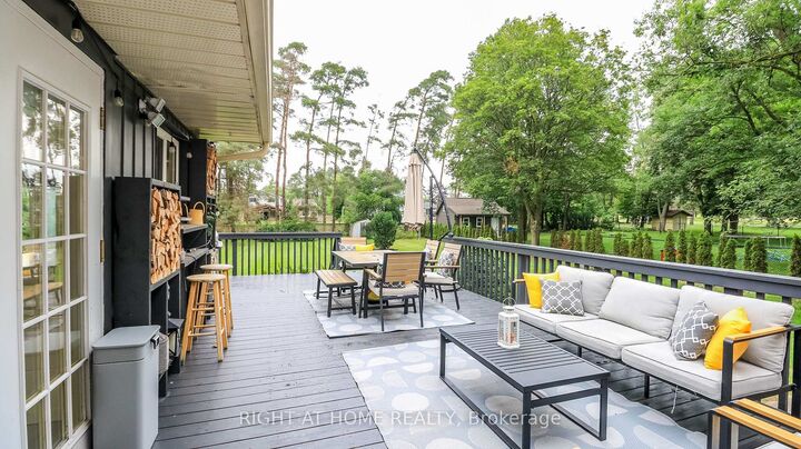 Property Photo: 8 Sunset Street ON L9N 1H4