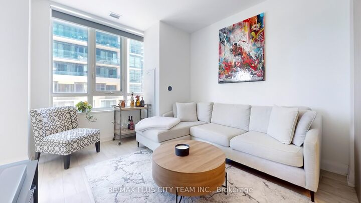 Property Photo: 70 Annie Craig Drive W 205 ON M8V 0G2