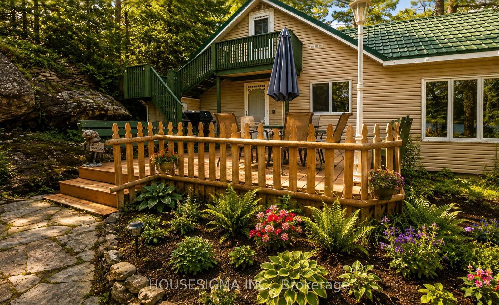 Property Photo: 8122 Laidlaw Avenue ON L0K 2B0