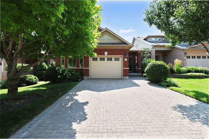 13 Renaissance Point — photo 1