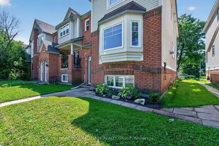 Property Photo:  44 Centrepointe Drive  ON K2G 6J5 
