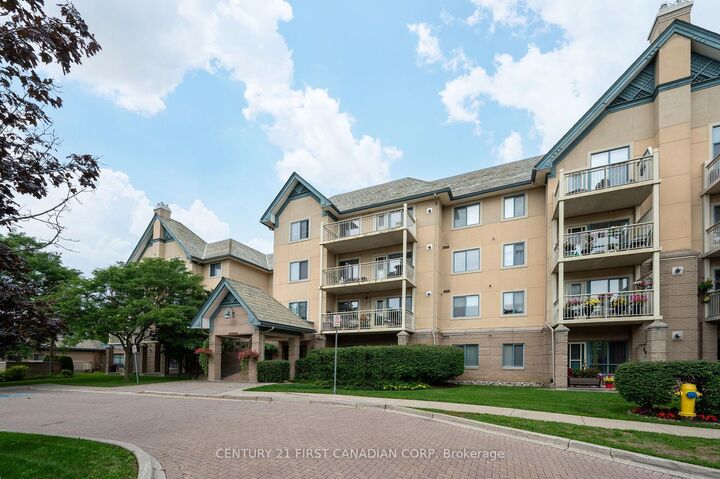 Property Photo: 511 Gainsborough Road 307 ON N6G 4Z5
