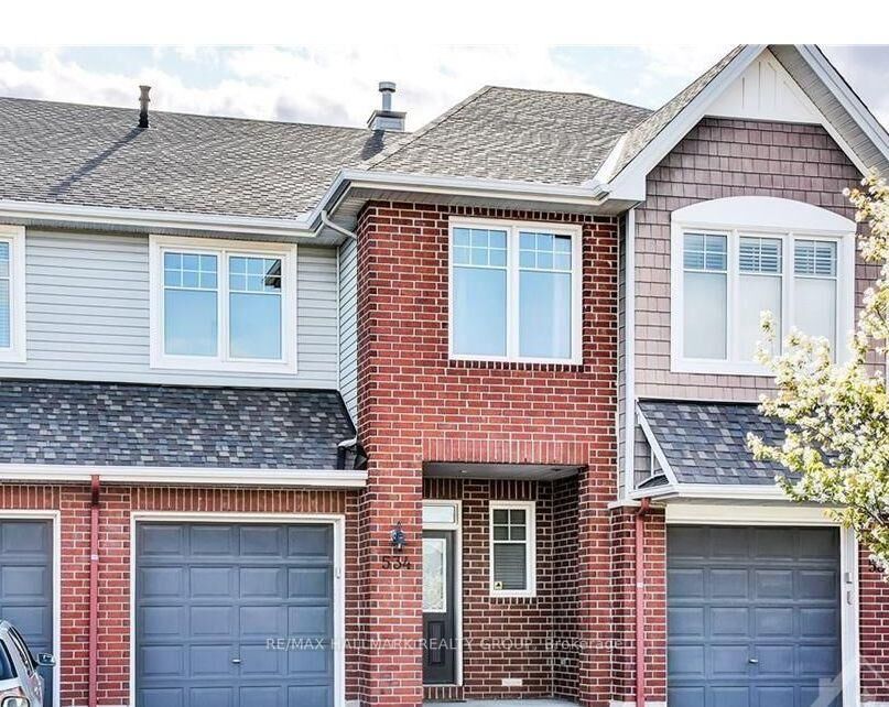 Property Photo:  534 Rochefort Circle  ON K4A 0M8 