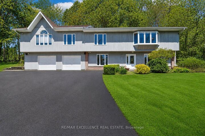 8951 Mississauga Road — photo 1