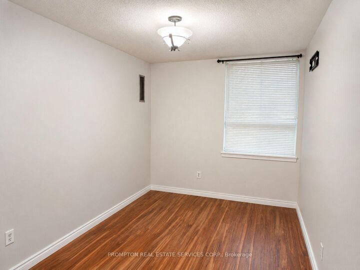 Property Photo:  121 Trudelle Drive 104  ON M1J 3K4 