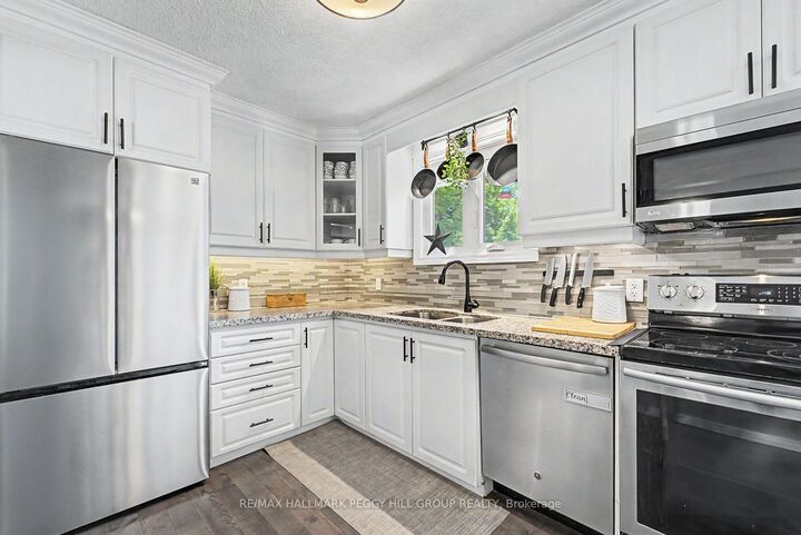 11 Harriet Street — photo 1