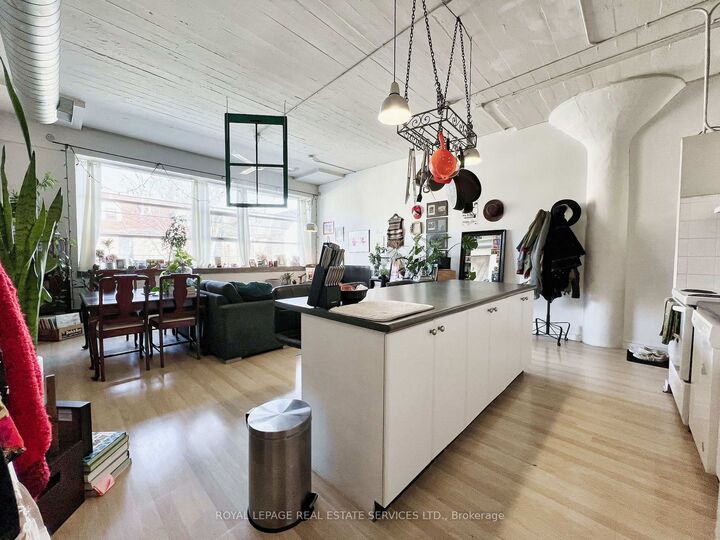 Property Photo: 365 Dundas Street E 201 ON M5A 4R9